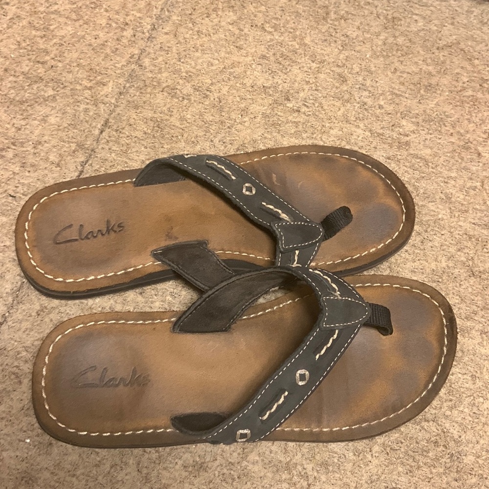Clarks Leather Flip Flop Sandals Slip On Flats 8